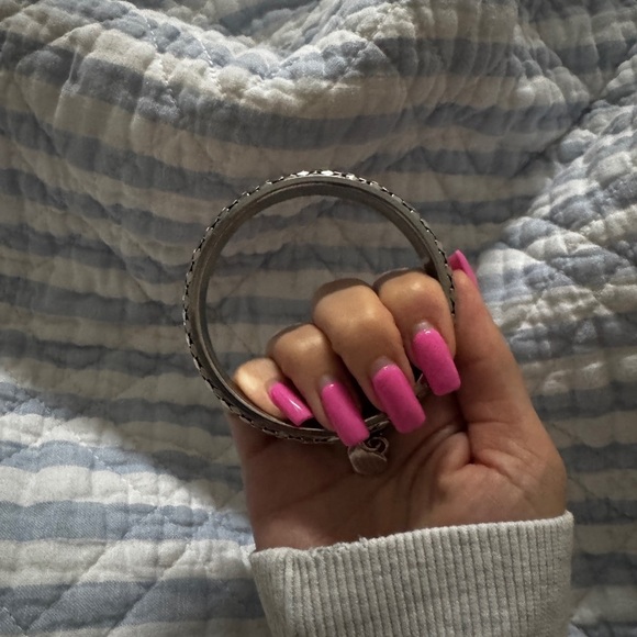 Black and Silver Heart Bracelet that holds rubberbands - Picture 2 of 4